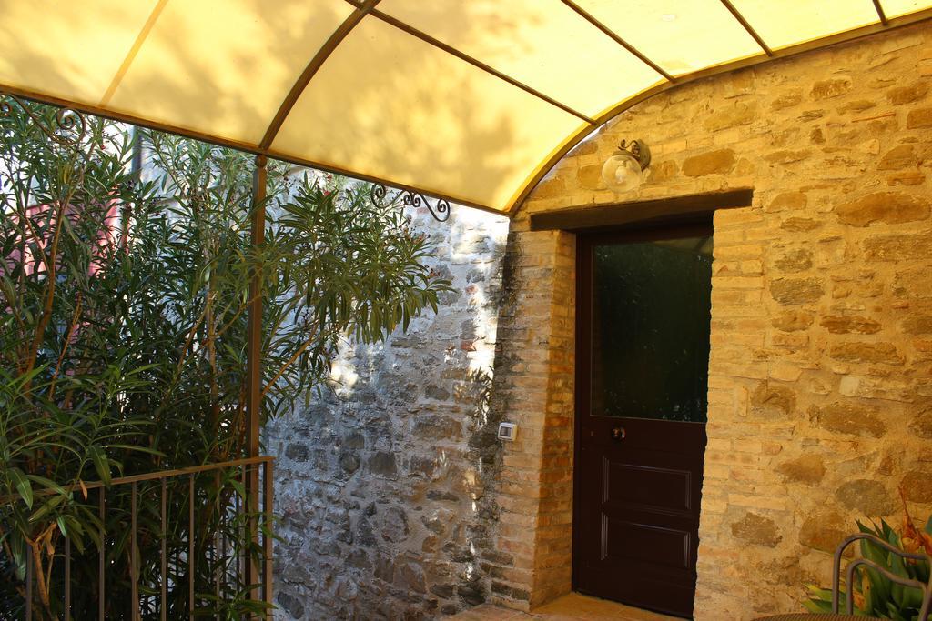 Villa Societa Agricola F.Lli Angelucci Cannara Exterior foto