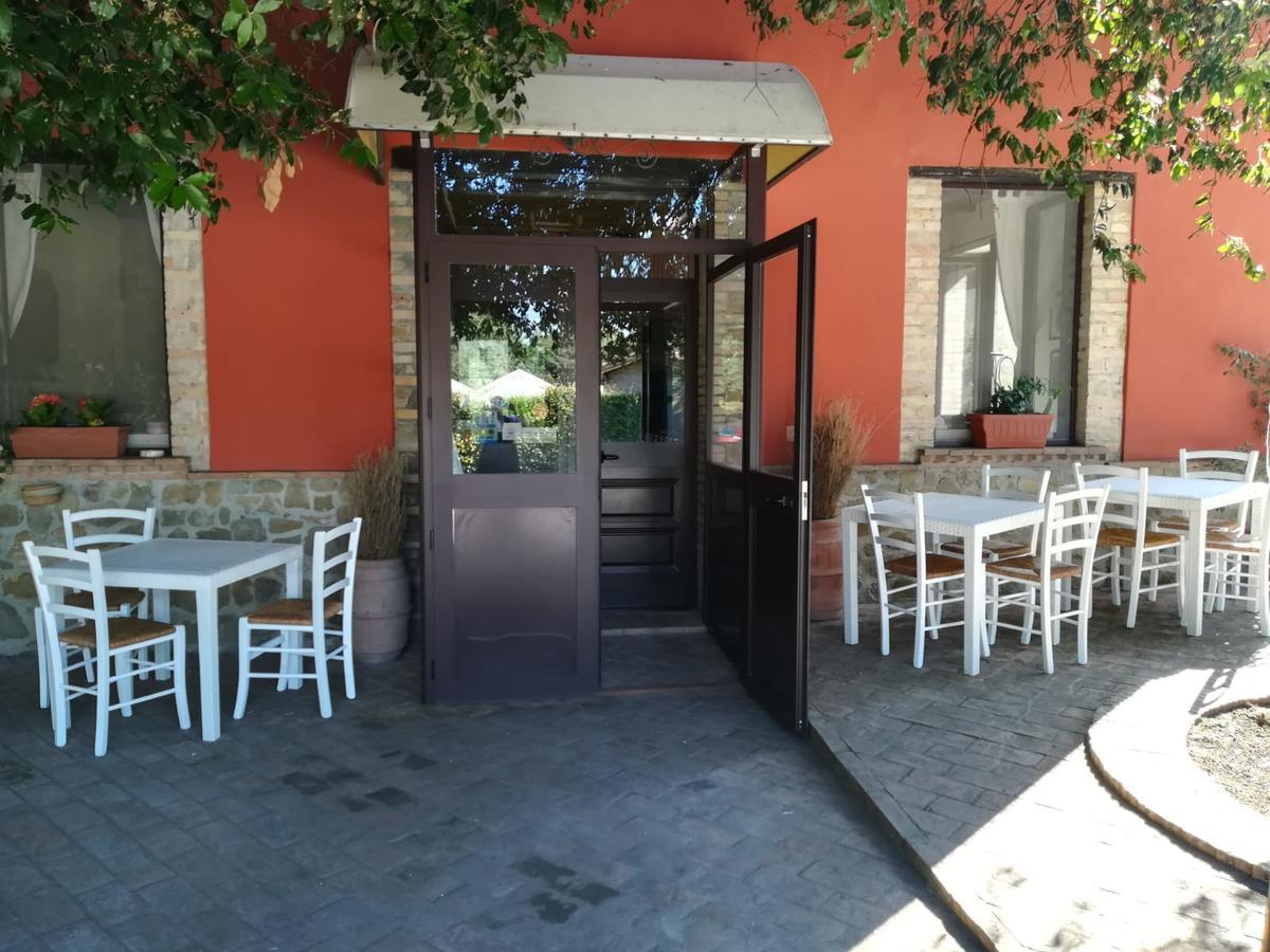 Villa Societa Agricola F.Lli Angelucci Cannara Exterior foto